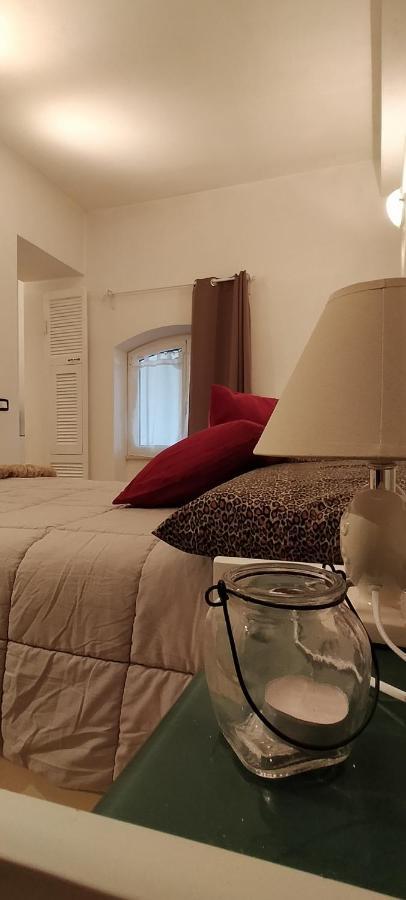 La Loggia Di Na Villa Албенга Екстериор снимка