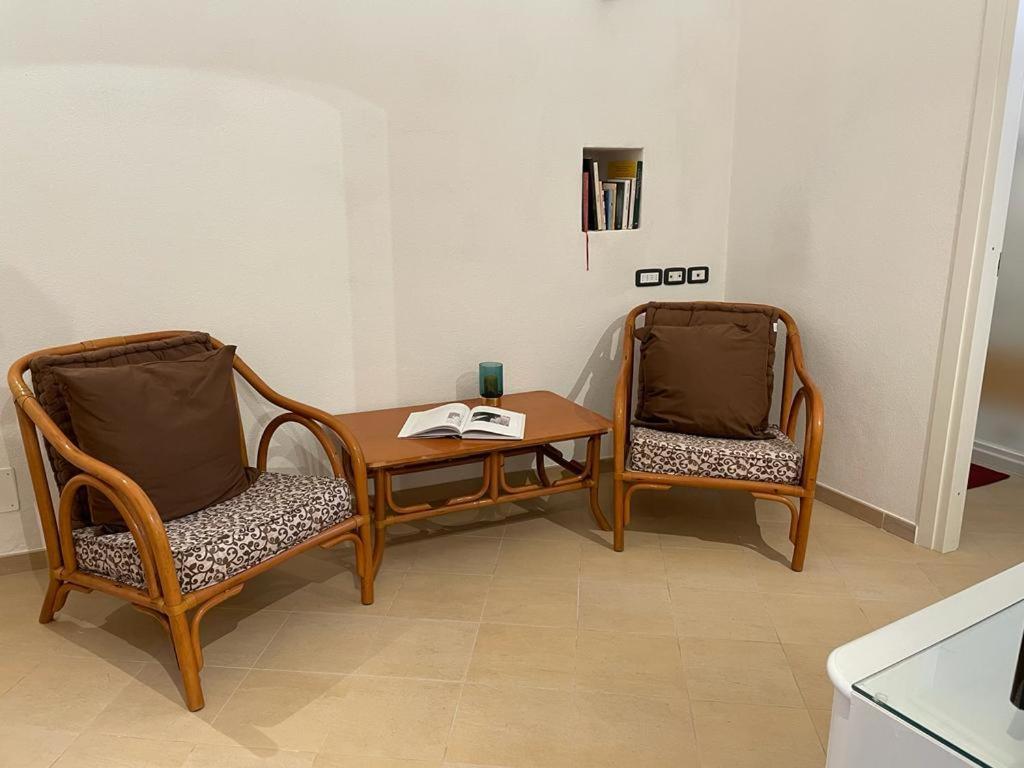 La Loggia Di Na Villa Албенга Екстериор снимка
